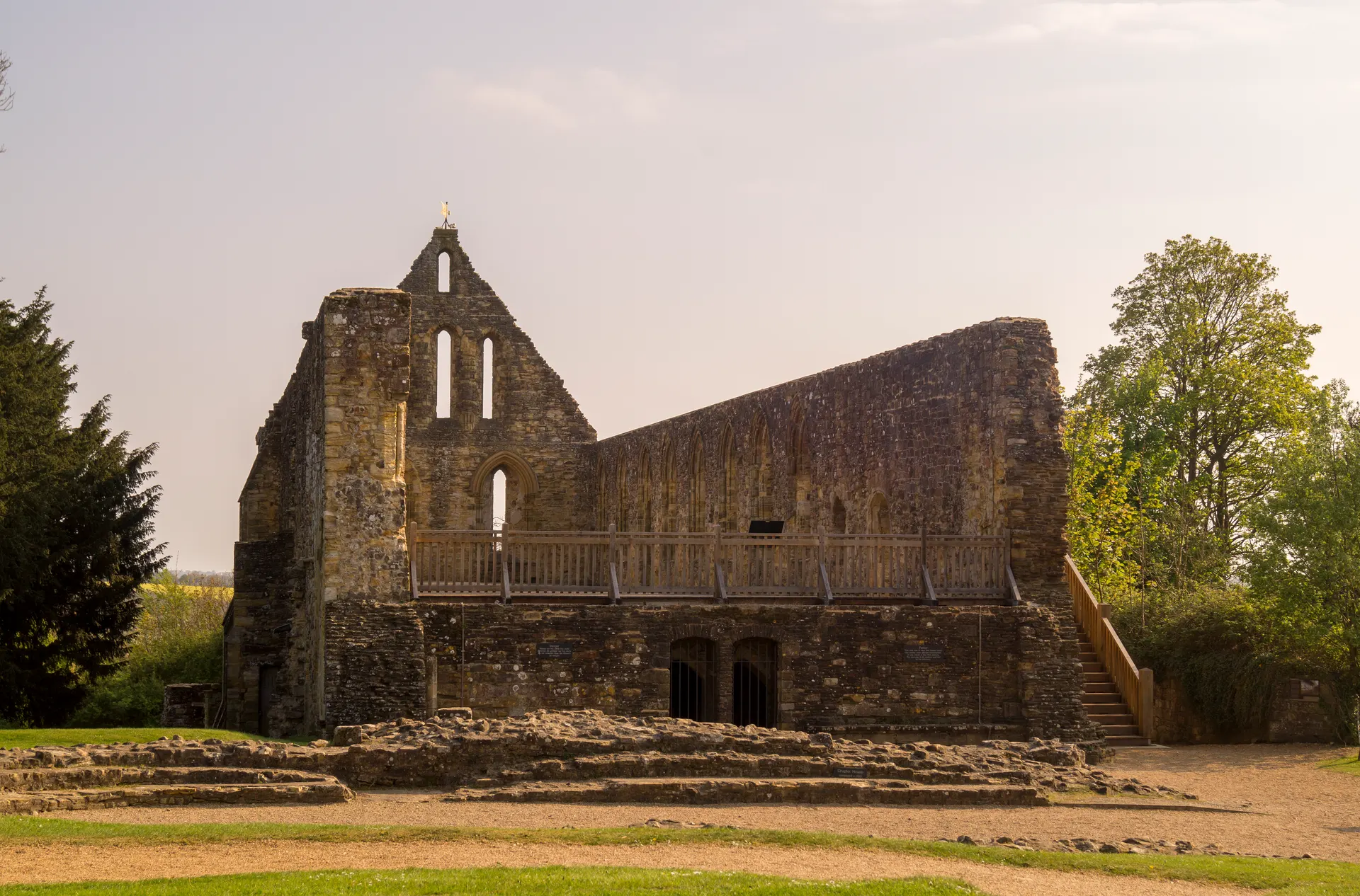 1066 Battle of Hastings, Abbey and Battlefield