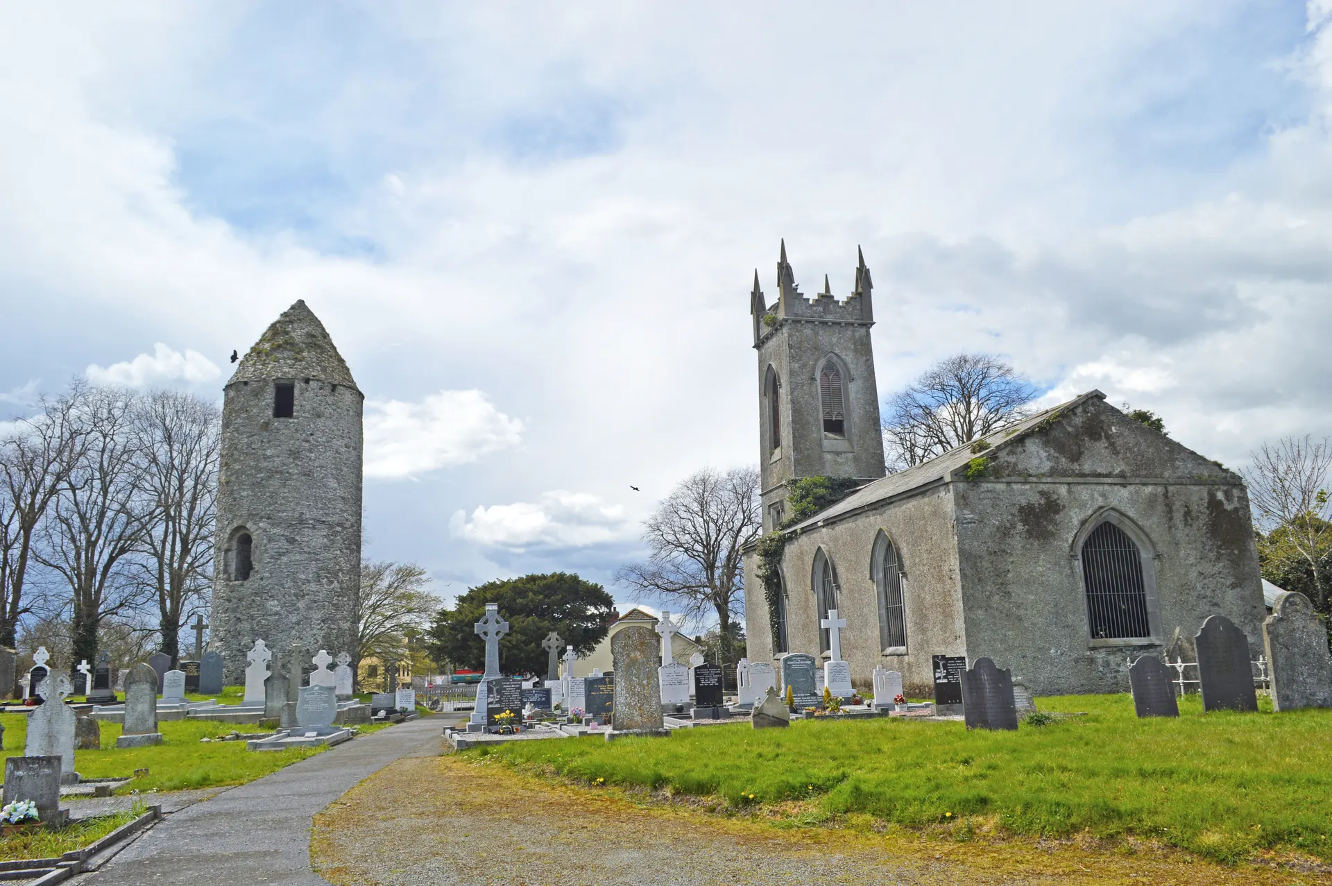 Dromiskin Monastic Site