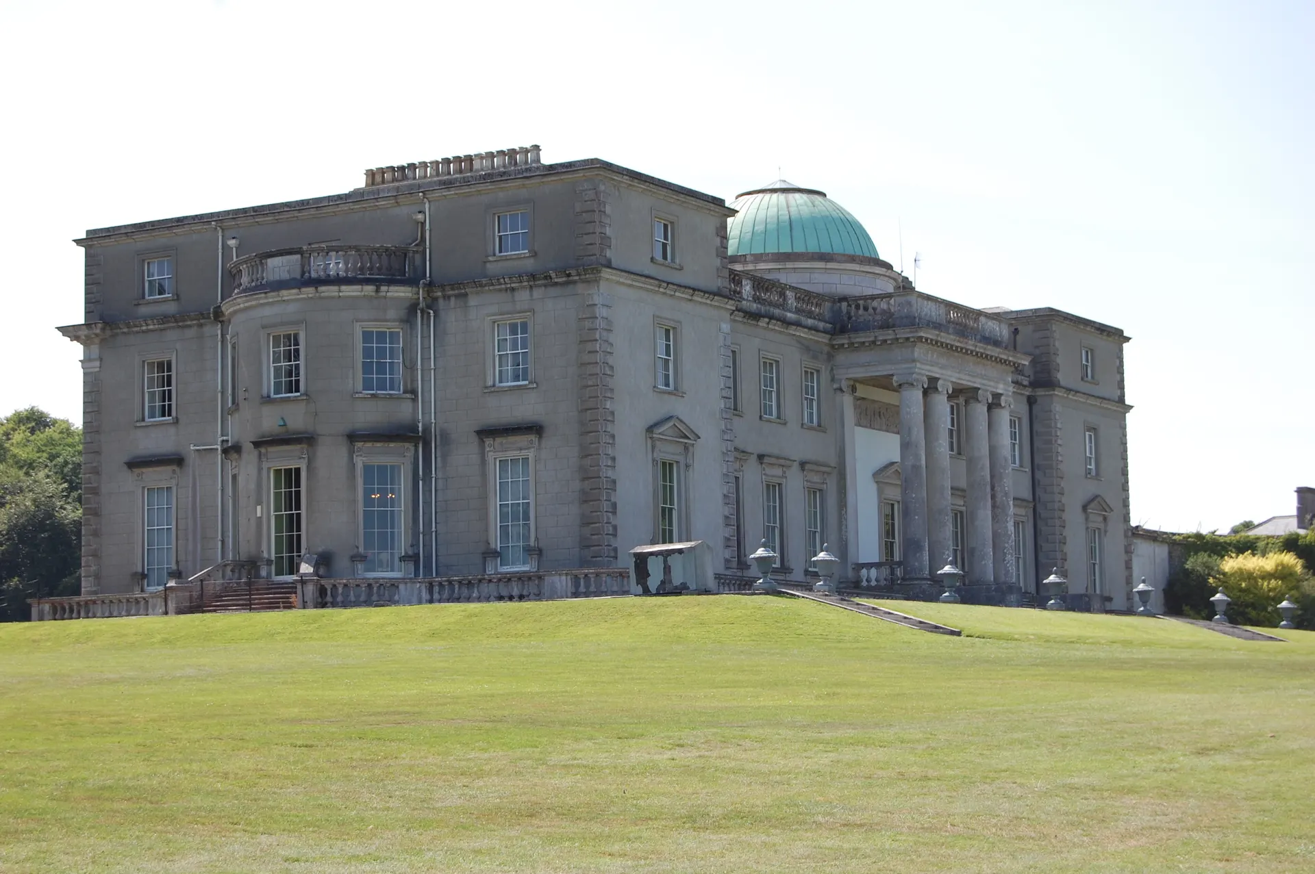 Emo Court