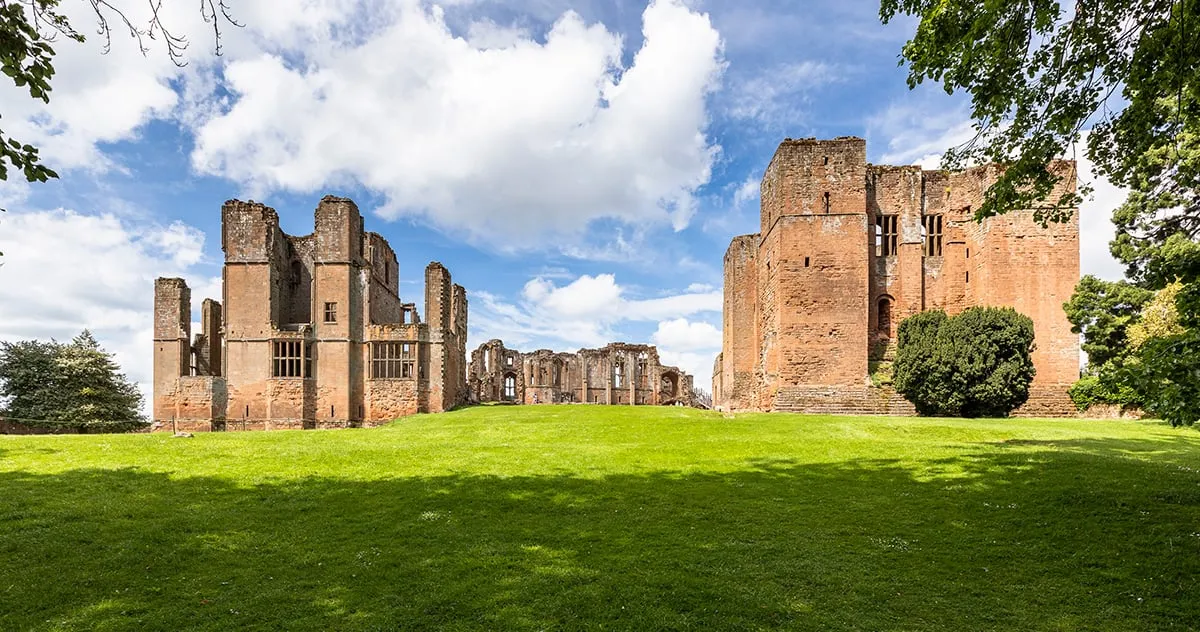 Leicester's Building and the great tower across the inner court lawn