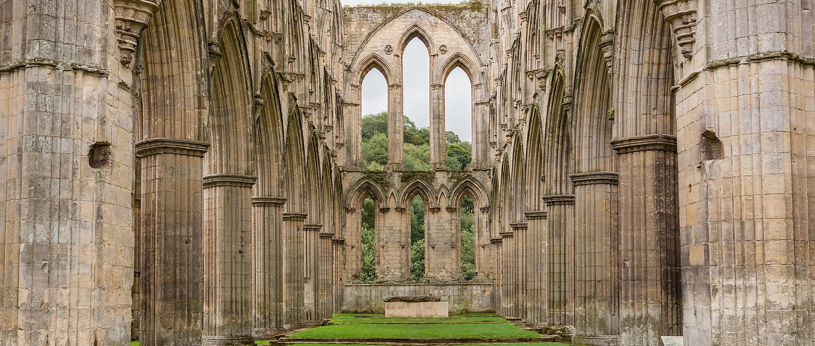 The clustered columns and arches of the presbytery arcade