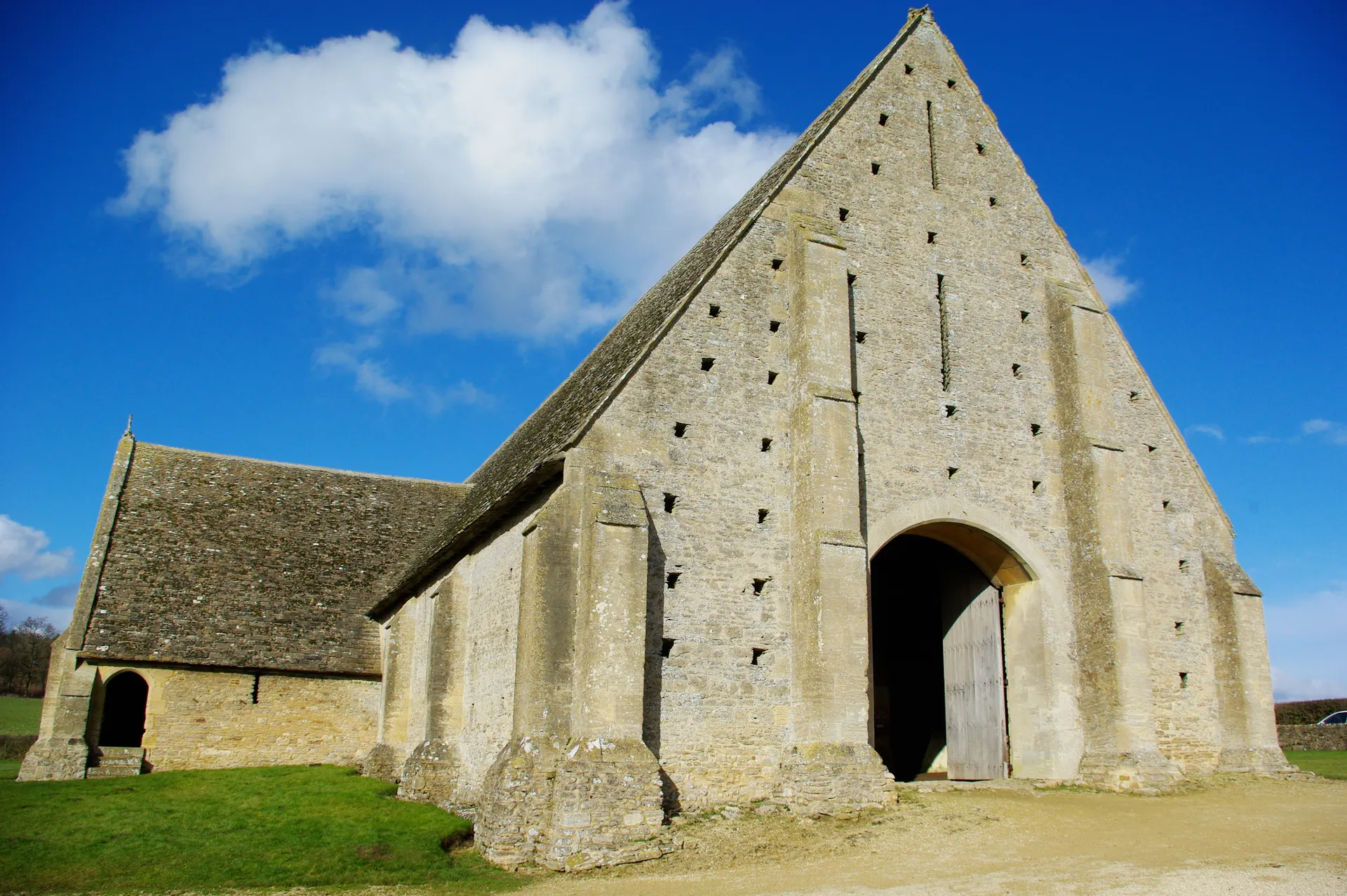 Great Coxwell Barn