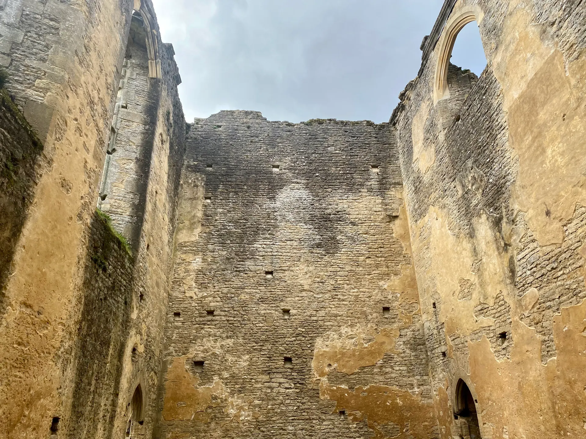 Minster Lovell Hall and Dovecote