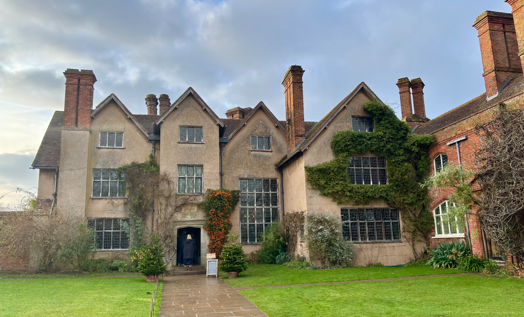 Packwood House, photographed by a visitor